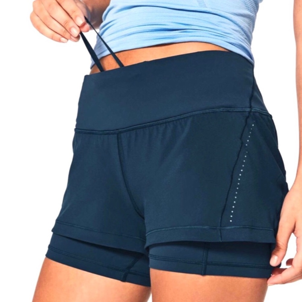 🍋LIKE NEW Lululemon 4 Pc Hottie Hot  Shorts - Picture 9 of 14